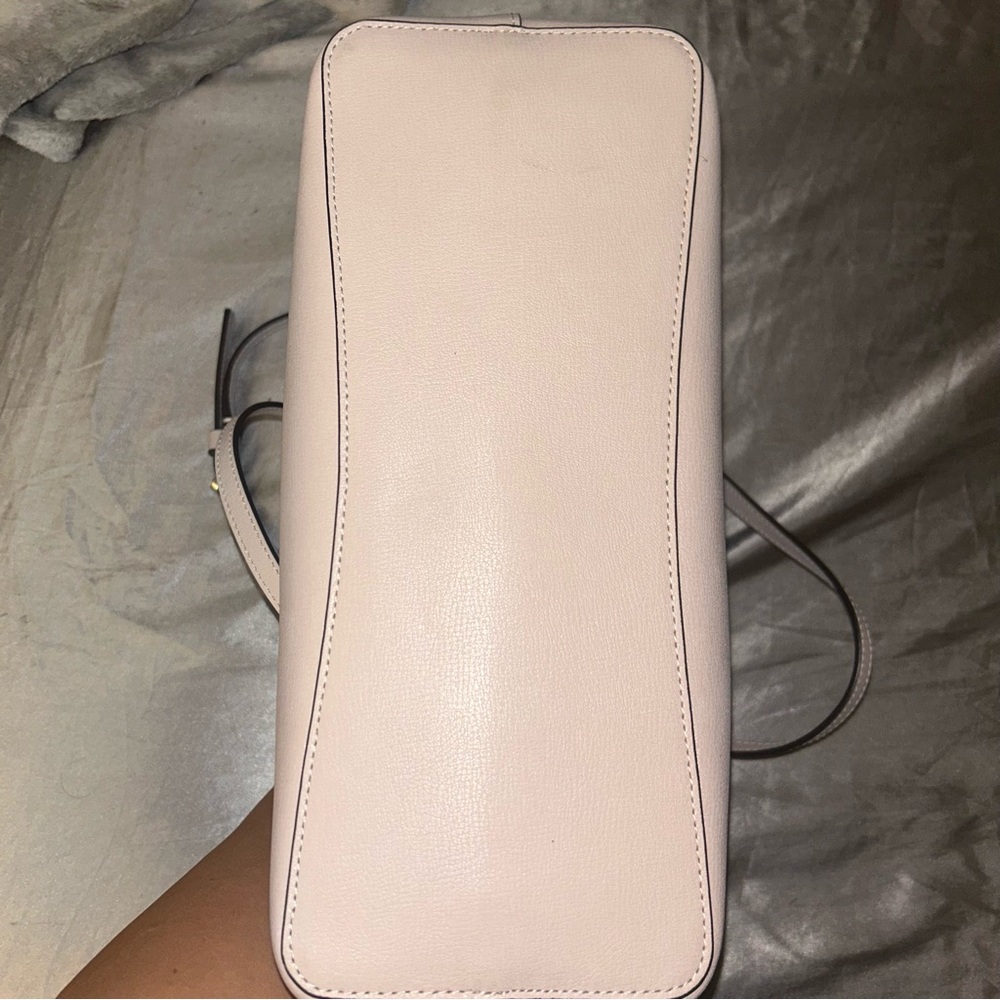 Kate Spade Harper Satchel Like New - Picture 5 of 6